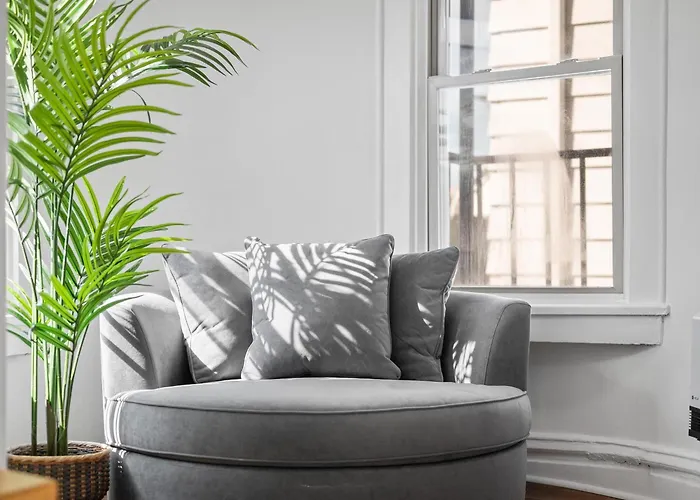 Apartment Shadyside, Pittsburgh, Modern And Bright 1 Bedroom Unit4 With Free Parking