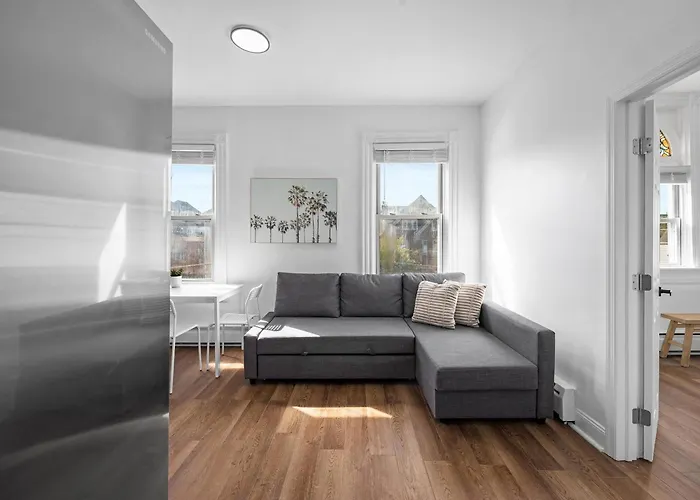 Shadyside, Pittsburgh, Modern And Bright 1 Bedroom Unit4 With Free Parking * Pittsburgh